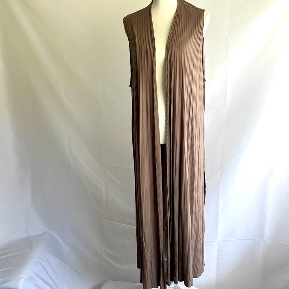Lularoe “Joy” taupe cardigan, Size XL, rayon/polyester/spandex